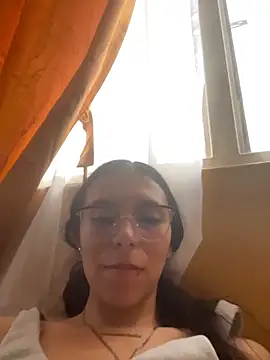 MayteLove online show from 02-04-26, 10:04