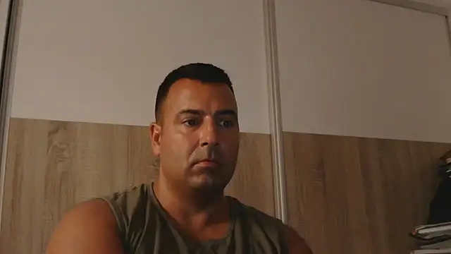Snapshot of VanillaTime78-Jorge chatting on 06-19-26, 07:23 VanillaTime78-Jorge online show from 06-19-26, 07:23