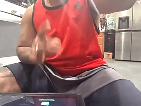 Snapshot of bischo666 chatting on 02-28-26, 04:24 bischo666 online show from 02-28-26, 04:24