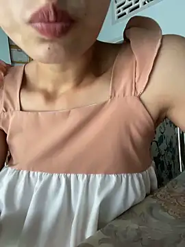 BabyElly22 online show from 02-14-26, 08:00