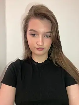 Snapshot of Green_eyes_lady chatting on 05-08-26, 01:49 Green eyes lady online show from 05-08-26, 01:49