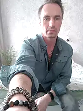 Snapshot of Wargunex chatting on 04-11-26, 04:11 Wargunex online show from 04-11-26, 04:11