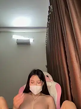 wang1472581 online show from 03-09-26, 09:46