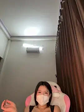 wang1472581 online show from 03-11-26, 04:24