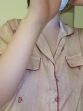 wang1472581 online show from 04-19-26, 04:50