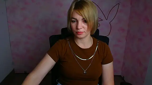 CuttieEmma online show from 07-02-26, 06:19
