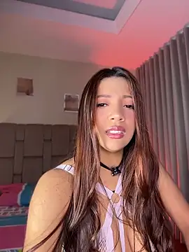 Snapshot of Pushaina__1 chatting on 06-09-26, 04:46 Pushaina 1 online show from 06-09-26, 04:46