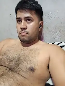 Snapshot of Josejose1984 chatting on 07-16-26, 11:44 Josejose1984 online show from 07-16-26, 11:44