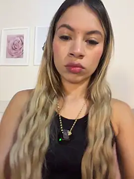 Mia Rosee1 online show from 04-06-26, 11:16