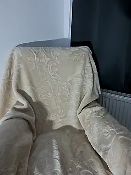 Snapshot of AbellaDesiree chatting on 02-27-26, 05:07 AbellaDesiree online show from 02-27-26, 05:07