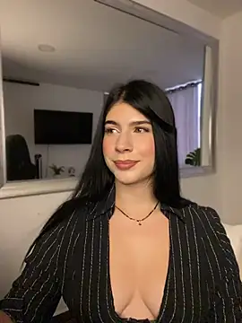  HannahFox  online show from 08-08-26, 10:45