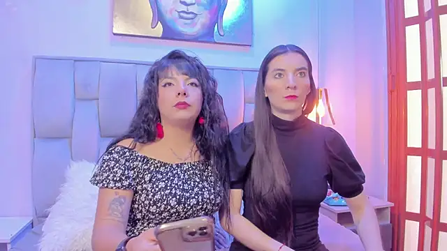 Valkiria-and-Dione online show from 02-28-26, 01:56