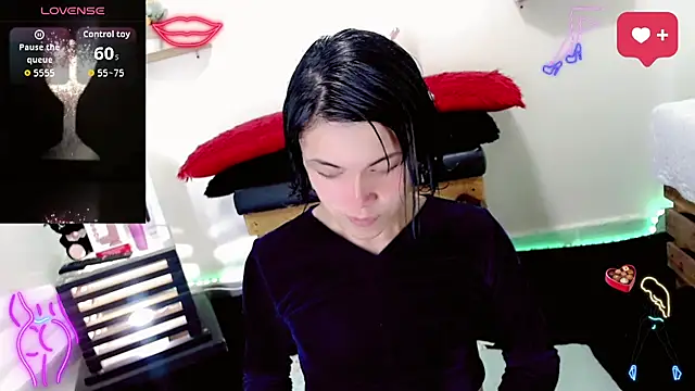 NathalialLooes online show from 02-26-26, 05:50