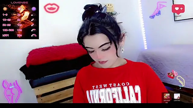 NathalialLooes online show from 03-13-26, 05:14