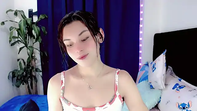 Snapshot of NathalialLooes chatting on 07-12-26, 09:50 NathalialLooes online show from 07-12-26, 09:50