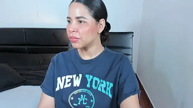 AshlyViper online show from 02-06-26, 10:57