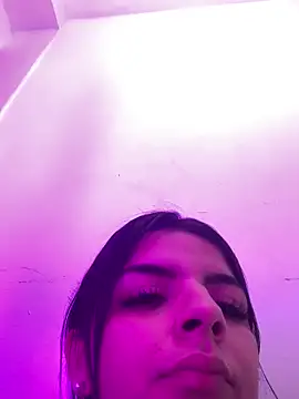 KarelyMitchel online show from 04-06-26, 02:18