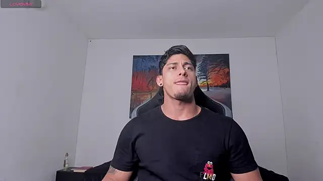 ryanwhite3 online show from 04-24-26, 01:08