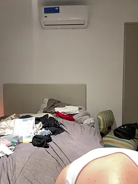 Snapshot of lolaaculaa chatting on 02-12-26, 01:55 lolaaculaa online show from 02-12-26, 01:55