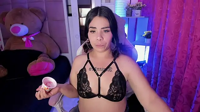 liany taylor online show from 04-24-26, 02:47