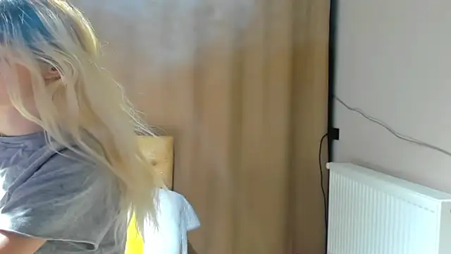 Lesyalisss online show from 04-23-26, 11:18