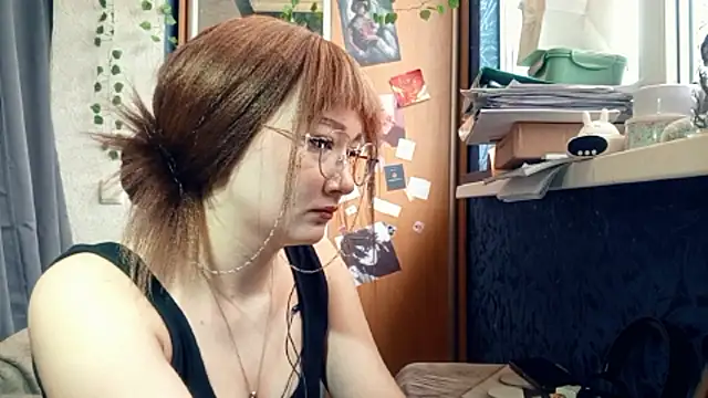 PhoebePalmer online show from 03-05-26, 12:23