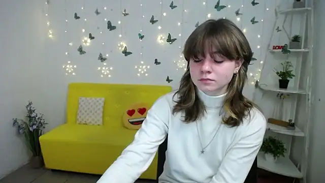 AnnaWest  online show from 02-25-26, 06:23