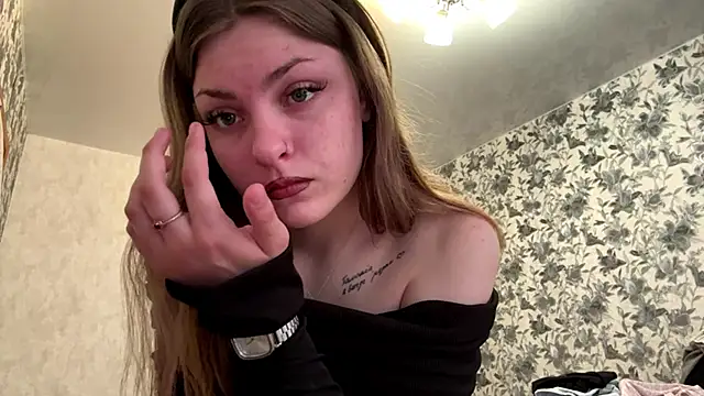 Snapshot of JackiStrum chatting on 04-15-26, 08:10 JackiStrum online show from 04-15-26, 08:10