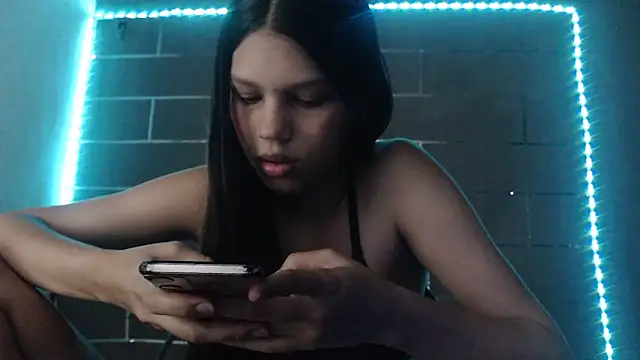 analyn-2027 online show from 06-10-26, 06:23