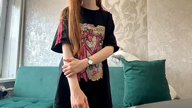 JuliaPoljak online show from 03-26-26, 05:35