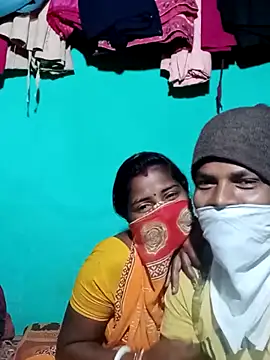 Snapshot of Your_deshibhabi25years chatting on 02-19-26, 04:25 Your deshibhabi25years online show from 02-19-26, 04:25