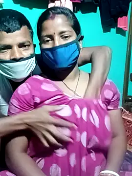 Snapshot of Your_deshibhabi25years chatting on 02-21-26, 03:35 Your deshibhabi25years online show from 02-21-26, 03:35