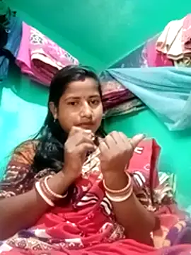 Snapshot of Your_deshibhabi25years chatting on 03-03-26, 06:08 Your deshibhabi25years online show from 03-03-26, 06:08