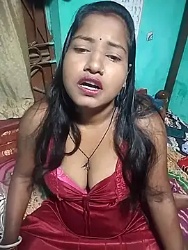 Snapshot of Your_deshibhabi25years chatting on 06-18-26, 10:36 Your deshibhabi25years online show from 06-18-26, 10:36
