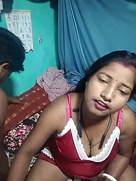 Snapshot of Your_deshibhabi25years chatting on 07-15-26, 10:04 Your deshibhabi25years online show from 07-15-26, 10:04