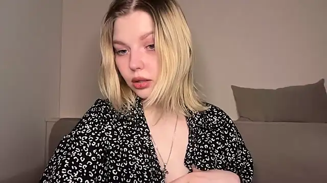 Ophelia Ritz online show from 03-30-26, 10:22