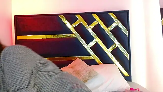 Iris bloom69 online show from 03-09-26, 12:53