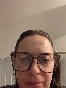 SophieSchmidt online show from 04-14-26, 06:25