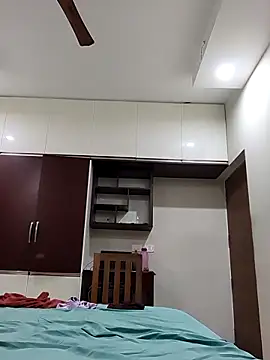 Rokuboii online show from 04-17-26, 05:32