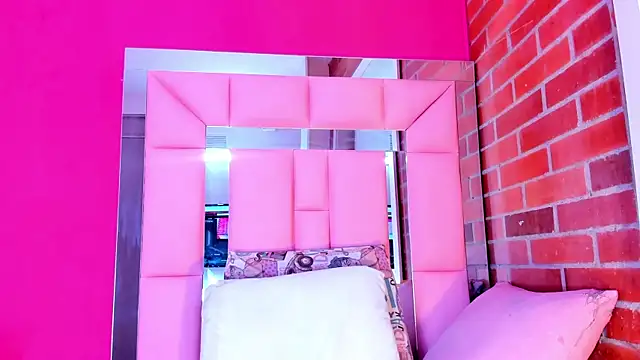 Baby doll XOXO online show from 02-25-26, 12:15