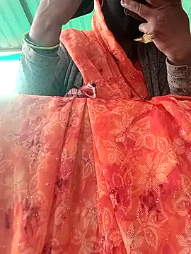 Snapshot of Muskan44s chatting on 02-19-26, 03:57 Muskan44s online show from 02-19-26, 03:57