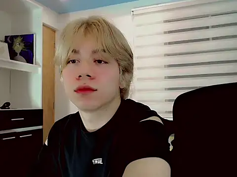 duvisex19 online show from 04-24-26, 03:31