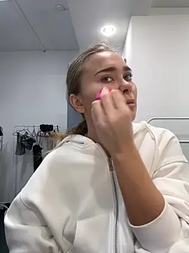 MonicaWestt online show from 03-31-26, 06:14