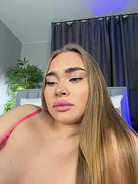 MonicaWestt online show from 05-15-26, 07:04