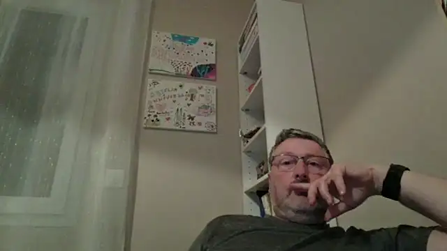 doudou310 online show from 03-02-26, 05:19