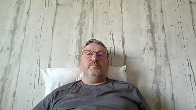 doudou310 online show from 04-04-26, 03:53