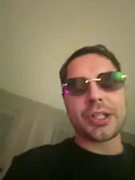 hottogetherNL online show from 06-18-26, 12:22