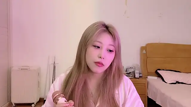 SM JIAJIA ZL online show from 06-23-26, 12:14