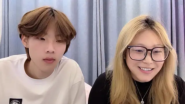 SM JIAJIA ZL online show from 07-27-26, 04:03