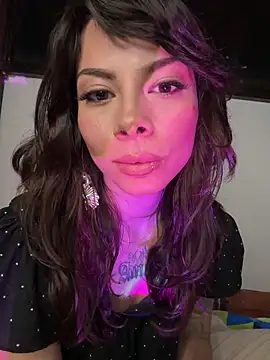 Isalove99 online show from 04-22-26, 09:22